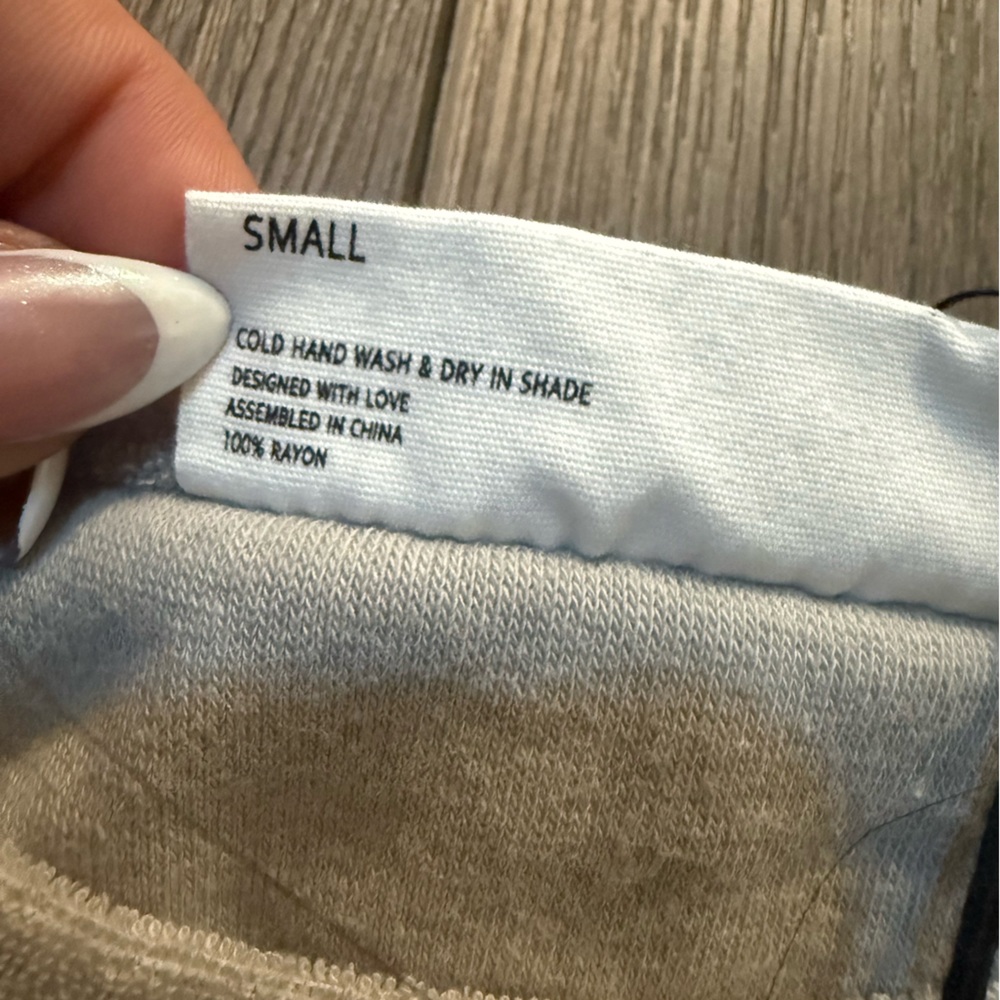 Myra Swim Elvi Top Oxford Gray Terry Cropped Tee Cover Up NWT Small - Picture 6 of 8